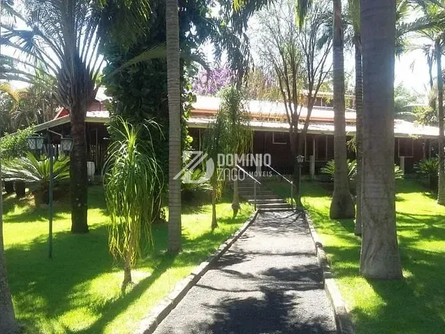 Casa com 3188m² 7 quartos e 4 banheiros, à venda, no bairro Jockey Park em Uberaba