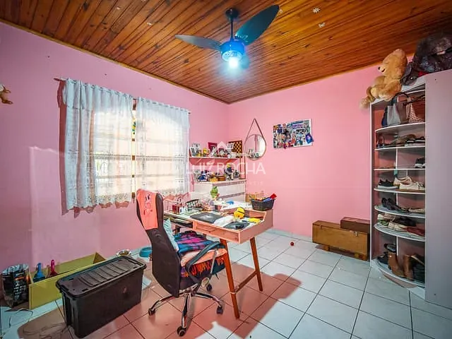 Casa com 135m² 2 quartos e 2 banheiros, à venda, no bairro Jardim Semiramis em Cotia