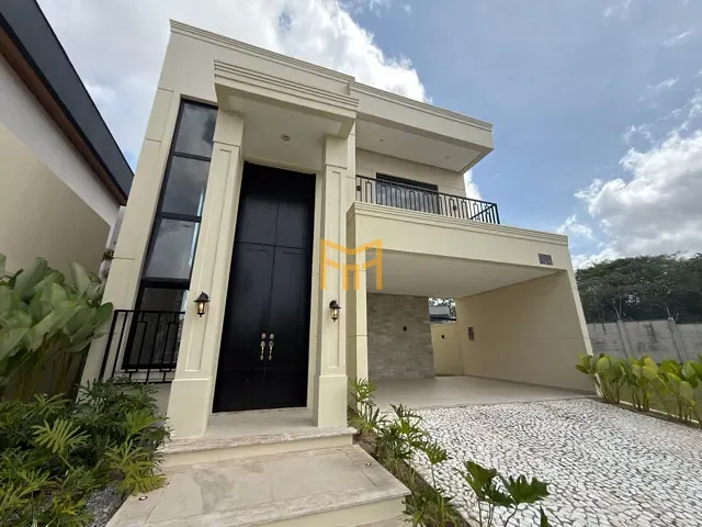 Casa 4 quartos e 6 banheiros, à venda, no bairro Coqueiro em Belém