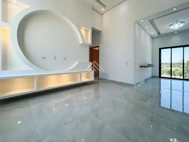 Casa com 320m² 3 quartos e 3 banheiros, à venda, no bairro Jardim Carolina em Jundiaí