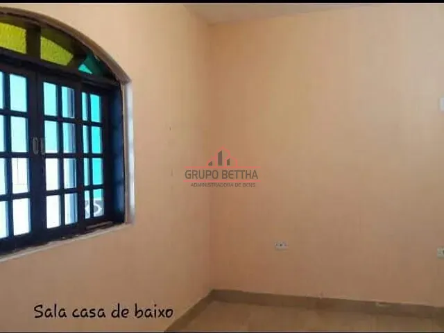 Sobrado com 125m² 4 quartos e 2 banheiros, à venda, no bairro Jardim Santa Marina II em Sorocaba