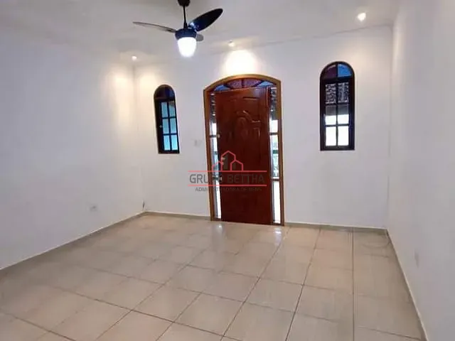 Sobrado com 125m² 4 quartos e 2 banheiros, à venda, no bairro Jardim Santa Marina II em Sorocaba
