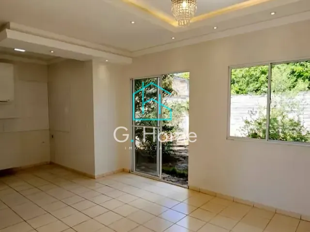 Casa com 140m² 2 quartos e 1 banheiro, à venda, no bairro Heimtal em Londrina