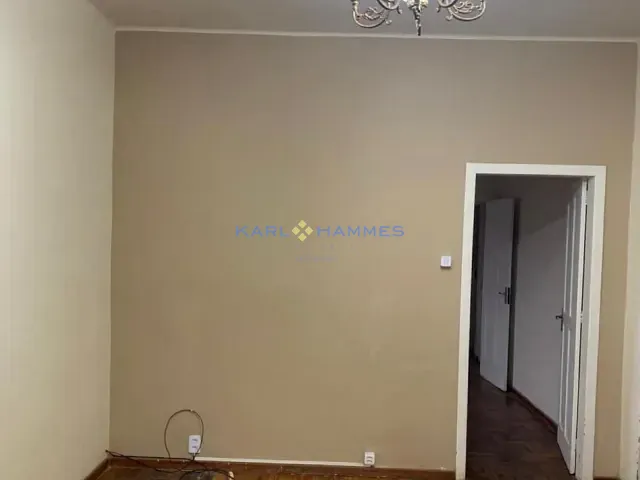 Casa 3 quartos e 2 banheiros, à venda, no bairro Castrioto em Petrópolis
