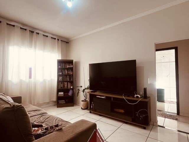 Casa com 125m² 2 quartos e 1 banheiro, à venda, no bairro Jardim das Palmeiras em Franca