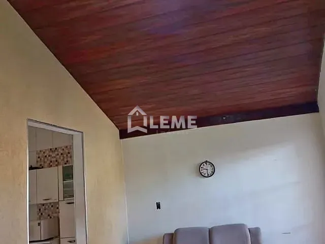 Casa com 293m² 3 quartos e 1 banheiro, à venda, no bairro Aparecida em Mococa