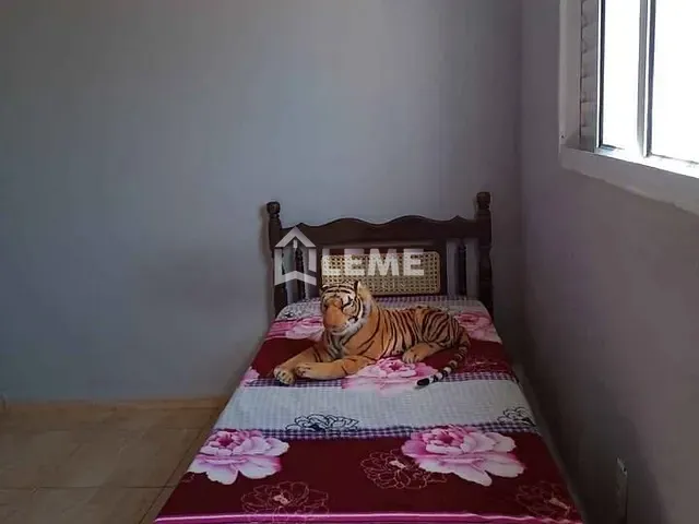 Casa com 293m² 3 quartos e 1 banheiro, à venda, no bairro Aparecida em Mococa