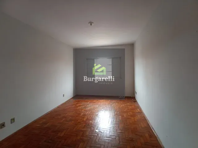 Casa 2 quartos e 1 banheiro, para alugar, no bairro Serra Azul em Lavras