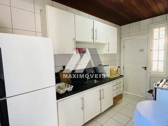 Casa 3 quartos e 4 banheiros, à venda, no bairro Taperapuan em Porto Seguro