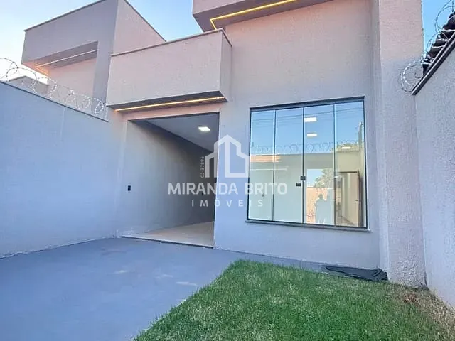 Casa 3 quartos e 2 banheiros, à venda, no bairro Jardim Ipiranga em Aparecida de Goiânia
