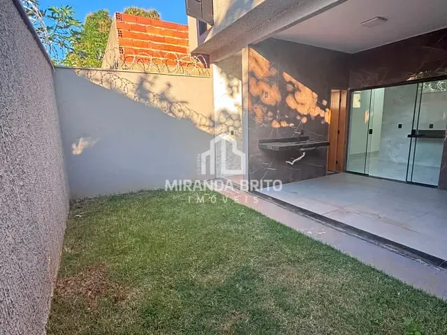 Casa 3 quartos e 2 banheiros, à venda, no bairro Jardim Ipiranga em Aparecida de Goiânia