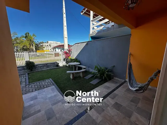 Casa 2 quartos e 2 banheiros, para alugar, no bairro Salinas em Balneário Barra do Sul