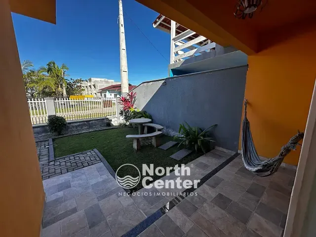 Casa 2 quartos e 2 banheiros, para alugar, no bairro Salinas em Balneário Barra do Sul