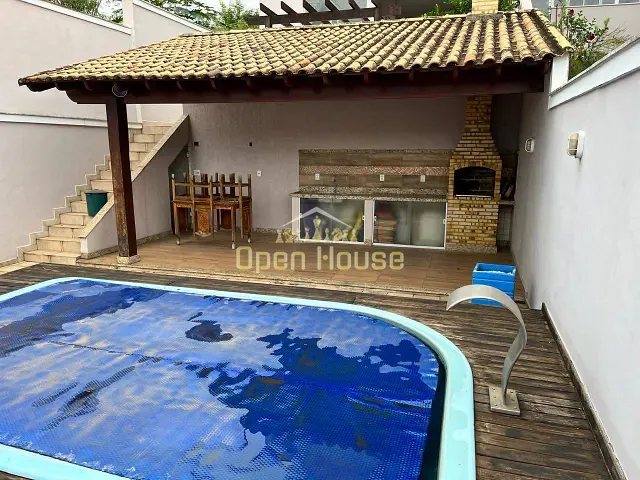 Casa 3 quartos e 4 banheiros, à venda, no bairro Planalto do Sol em Pinheiral