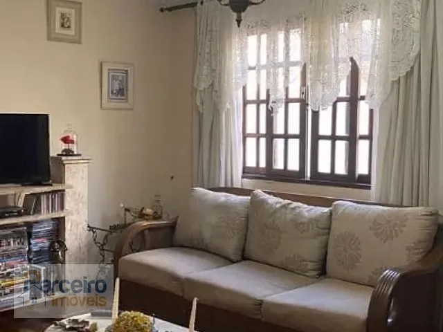 Casa com 245m² 4 quartos e 2 banheiros, à venda, no bairro Vila Matilde em São Paulo