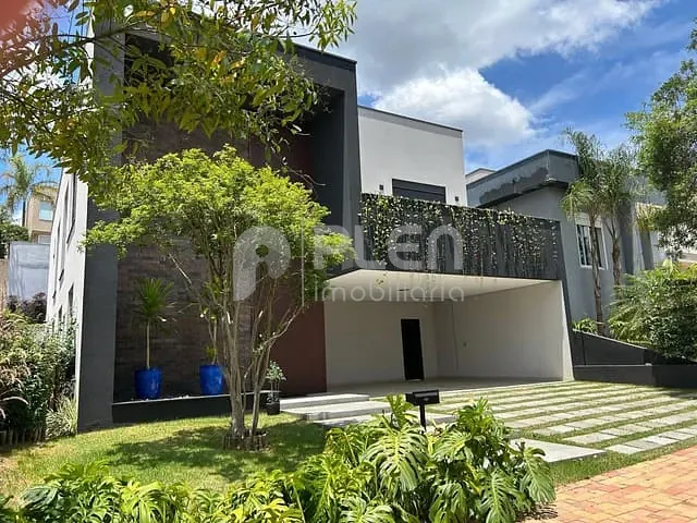 Casa com 465m² 4 quartos e 6 banheiros, à venda, no bairro Alphaville em Santana de Parnaíba