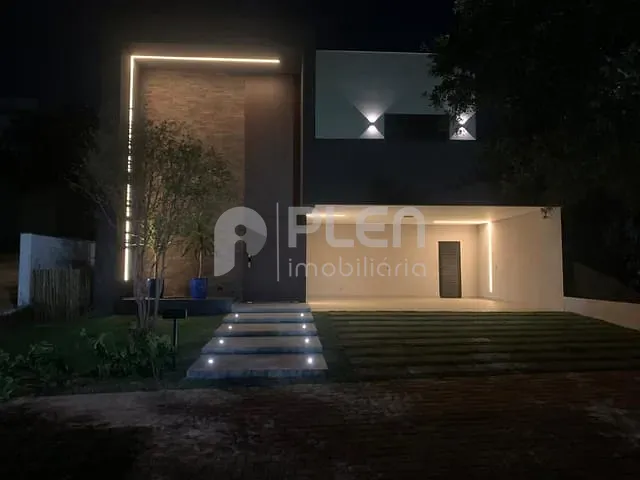 Casa com 465m² 4 quartos e 6 banheiros, à venda, no bairro Alphaville em Santana de Parnaíba