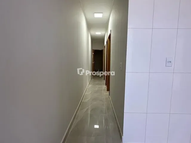 Casa com 150m² 3 quartos e 2 banheiros, à venda, no bairro Residencial Campos do Jordão em Anápolis