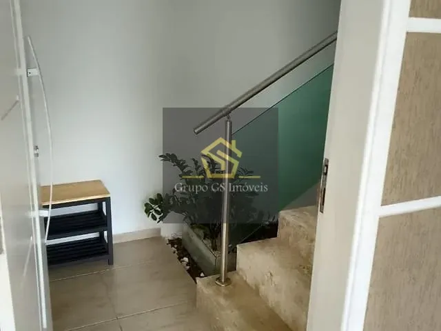 Casa com 300m² 3 quartos e 5 banheiros, à venda, no bairro Pinheirinho em Vinhedo