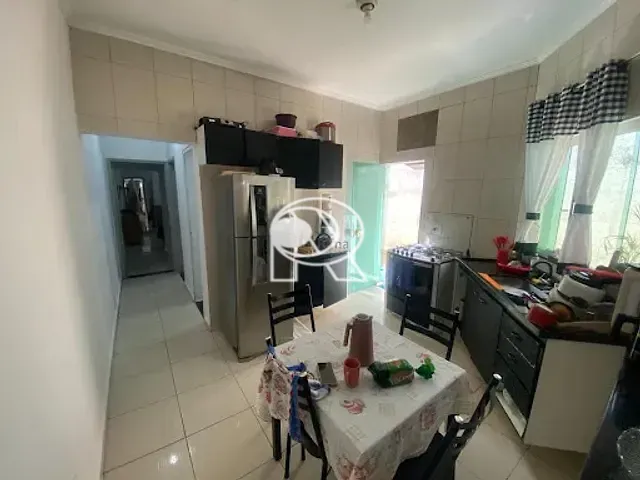 Casa 2 quartos e 1 banheiro, à venda, no bairro Jardim Caicara II em Registro