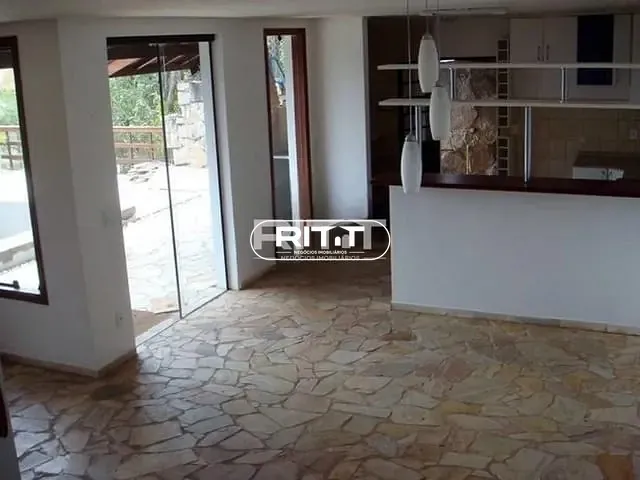 Casa com 300m² 3 quartos e 2 banheiros, à venda, no bairro Colinas do Ermitage (Sousas) em Campinas