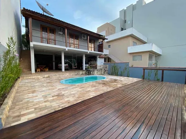 Casa com 265m² 3 quartos e 4 banheiros, à venda, no bairro Jardim Belvedere em Volta Redonda