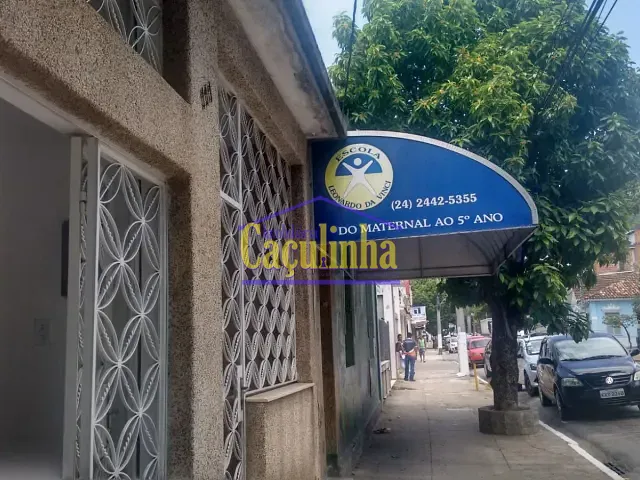 Casa com 120m², para alugar, no bairro Nossa Senhora de Santana em Barra do Piraí