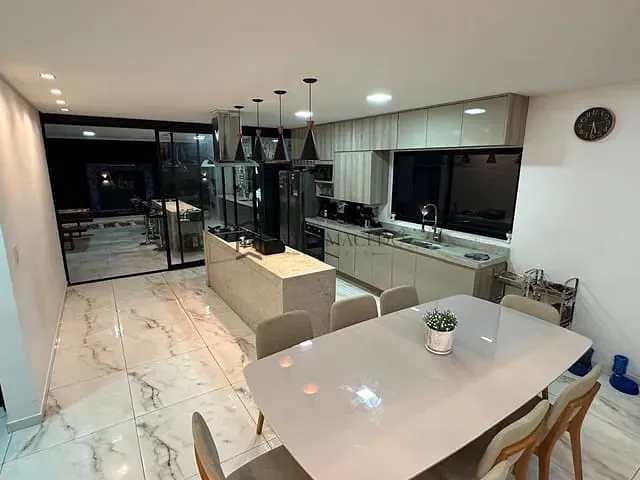Casa com 477m² 4 quartos e 2 banheiros, à venda, no bairro Alphaville Brennand em Jaboatão dos Guararapes