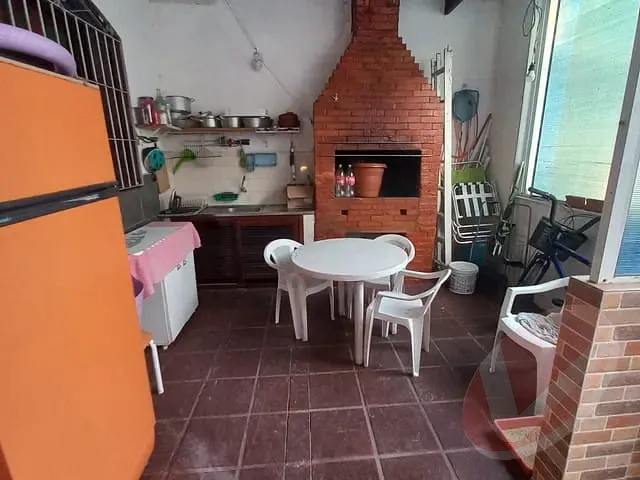 Casa com 286m² 3 quartos e 4 banheiros, à venda, no bairro Caiçara em Praia Grande