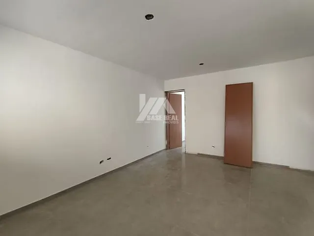 Casa 3 quartos e 1 banheiro, à venda, no bairro Boa Vista em Ponta Grossa