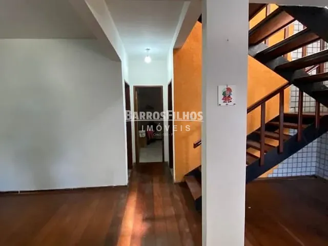 Casa com 247m² 6 quartos e 6 banheiros, à venda, no bairro Inácio Barbosa em Aracaju