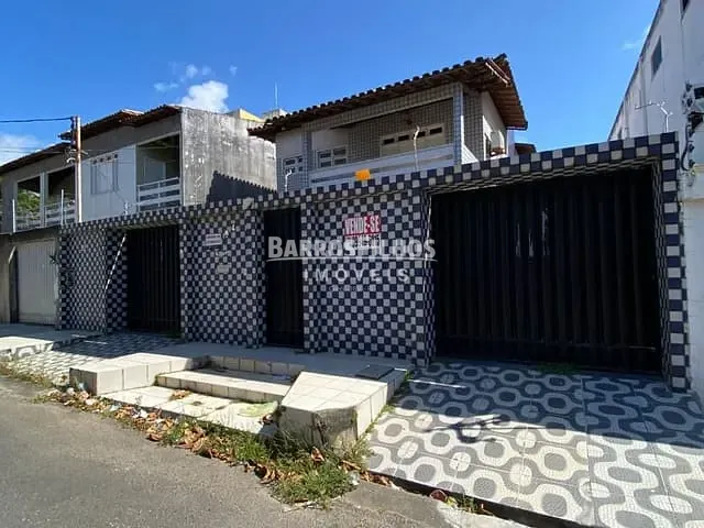 Casa com 247m² 6 quartos e 6 banheiros, à venda, no bairro Inácio Barbosa em Aracaju
