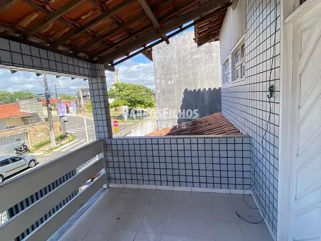 Casa com 247m² 6 quartos e 6 banheiros, à venda, no bairro Inácio Barbosa em Aracaju