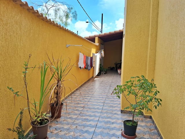 Casa com 153m² 3 quartos e 2 banheiros, à venda, no bairro Jundiapeba em Mogi das Cruzes