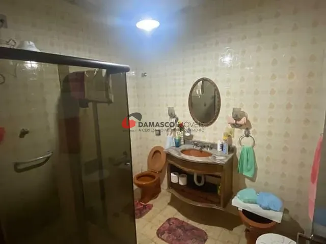 Casa com 237m² 2 quartos e 1 banheiro, à venda, no bairro Campestre em Santo André