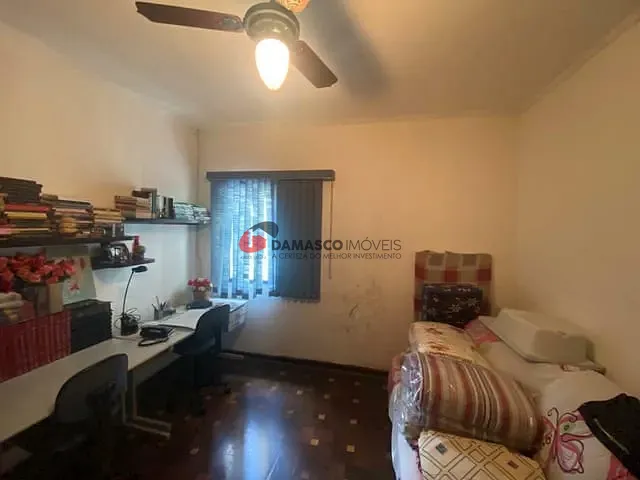 Casa com 237m² 2 quartos e 1 banheiro, à venda, no bairro Campestre em Santo André