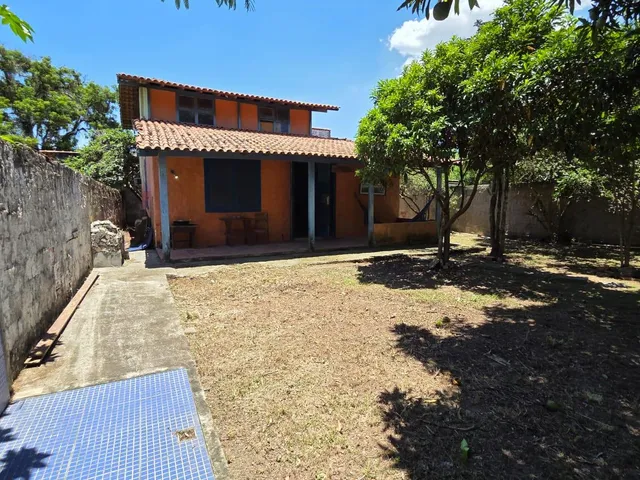 Casa 4 quartos e 1 banheiro, à venda, no bairro Vale Feliz - Engenho do Mato em Niterói