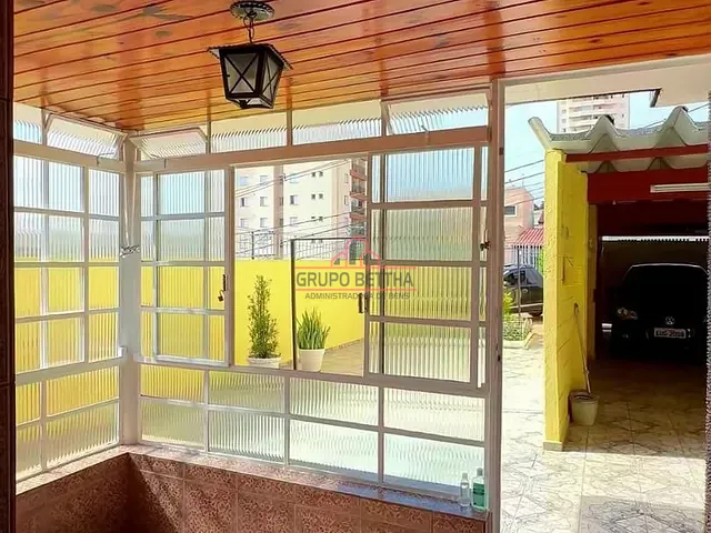 Casa com 300m² 3 quartos e 2 banheiros, à venda, no bairro Vila Boa Vista em Barueri