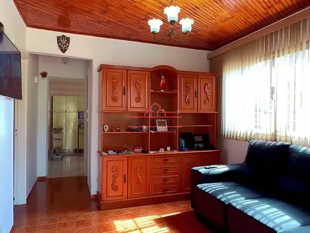 Casa com 300m² 3 quartos e 2 banheiros, à venda, no bairro Vila Boa Vista em Barueri