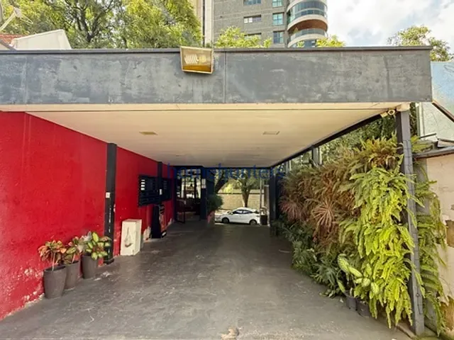 Casa com 800m², para alugar, no bairro Cambuí em Campinas