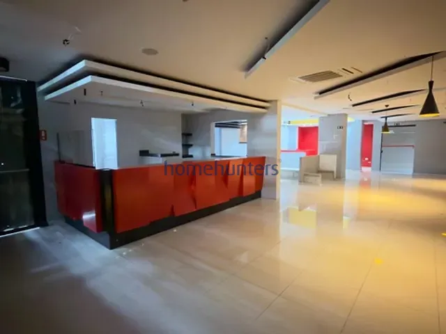 Casa com 800m², para alugar, no bairro Cambuí em Campinas