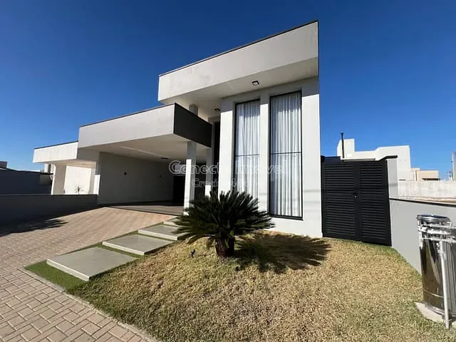 Casa com 360m² 3 quartos e 4 banheiros, à venda, no bairro Residencial Portal do Sol em Holambra