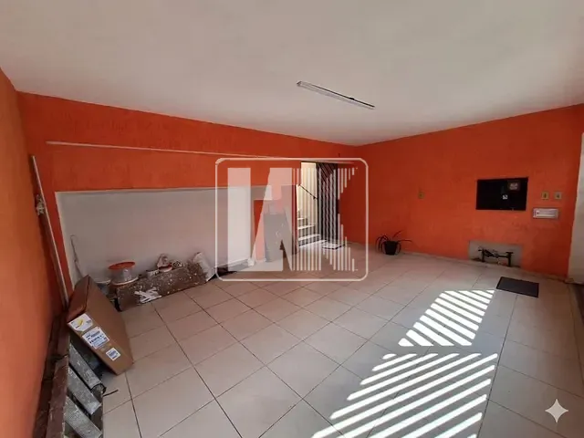Casa com 96m² 2 quartos e 1 banheiro, à venda, no bairro Vila Sacadura Cabral em Santo André