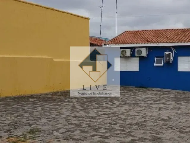 Casa à venda ou para alugar, no bairro Jardim Paulicéia em Campinas