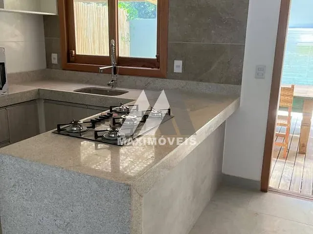 Casa 2 quartos e 3 banheiros, à venda, no bairro Arraial D'ajuda em Arraial D'Ajuda