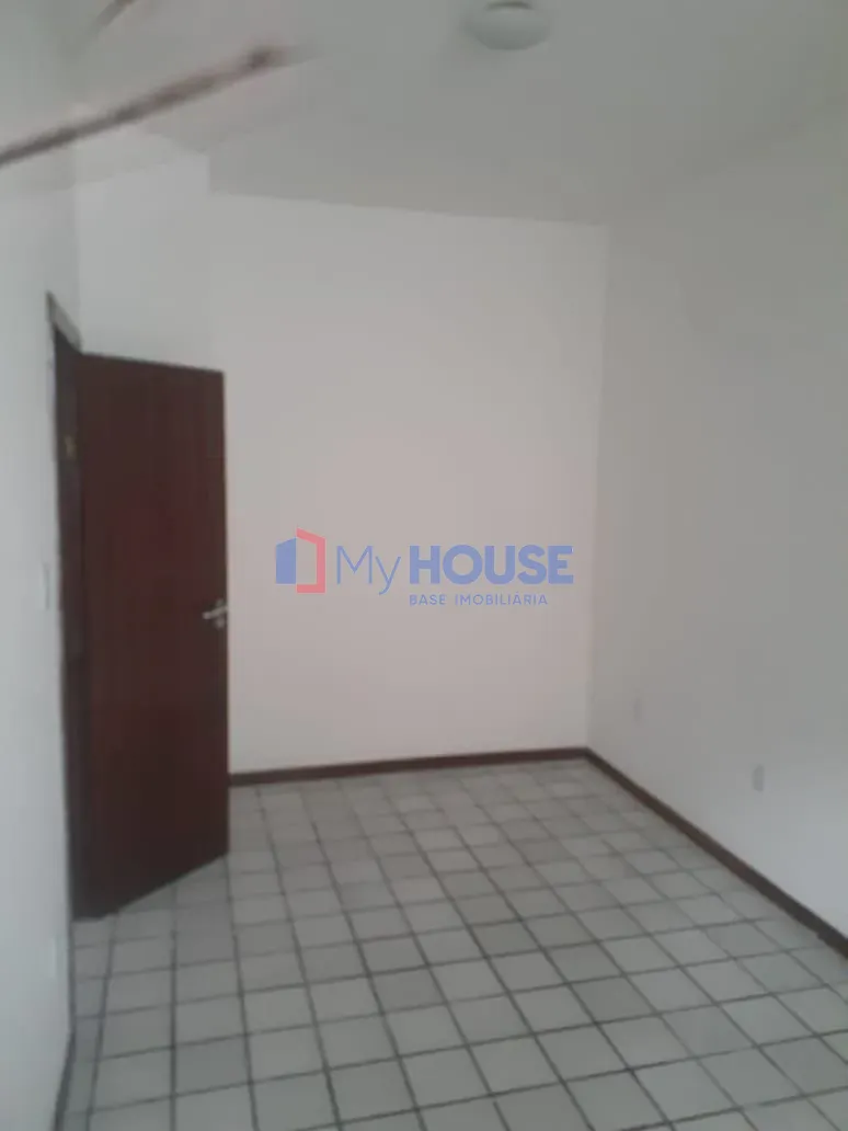 Casa, 4 quartos, 268 m² - Foto 24