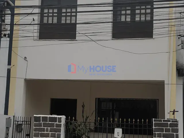 Casa com 268m² 4 quartos e 3 banheiros, à venda, no bairro Matatu em Salvador