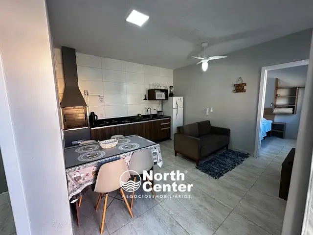 Casa 2 quartos e 1 banheiro, para alugar, no bairro Salinas em Balneário Barra do Sul