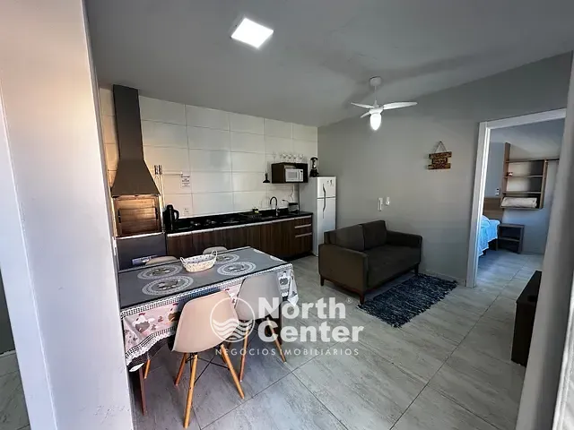 Casa 2 quartos e 1 banheiro, para alugar, no bairro Salinas em Balneário Barra do Sul