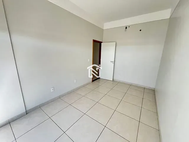 Casa com 384m² 2 quartos e 2 banheiros, para alugar, no bairro Setor Oeste em Paraíso do Tocantins